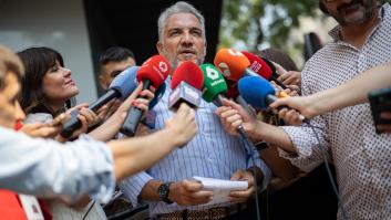 El PSOE estalla contra el PP por las declaraciones de Bendodo sobre Virginia Barcones: "Feijóo es el político más sucio de este país, y su equipo no se queda atrás"