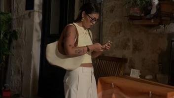 Va de viaje a Croacia y lo que hace para hacer feliz a su amiga es para hacerle una ovación