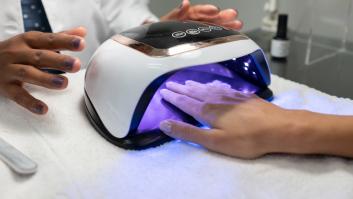 Una dermatóloga advierte de lo que nunca debes hacer si llevas manicura semipermanente