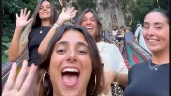 Unas amigas se van de vacaciones a Malasia y todo las desgracias que les pasan durante el viaje son para no creer