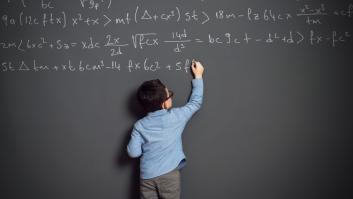 Una psicóloga revela el papel clave de la actitud de padres en la crianza de niños y niñas con altas capacidades