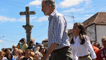 Los reyes retoman en Ourense sus visitas a las zonas afectadas por los incendios