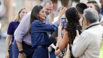 Un sociólogo hace una petición tras la visita de los reyes a las zonas afectadas por los incendios: "Deben hacérselo mirar"