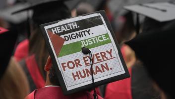 Una jueza declara ilegal el bloqueo de fondos a Harvard por parte de Trump por supuesto antisemitismo