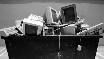 El alcalde gasta 150.000 euros en equipar su ciudad con apenas 16 ordenadores totalmente obsoletos y desfasados