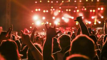 Un festival de música añade "cargo por retraso", las colas se acumulan y muchos se quedan sin disfrutar de la música