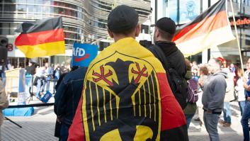 "Cuando las barbas de tu vecino...": La ultraderecha alemana triplica sus votos en el estado más poblado