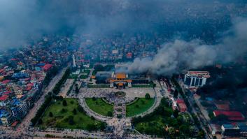 Está pasando desapercibido, pero la que ha liado la GenZ en Nepal no tiene precedentes: así ha sido la primera 'revolución digital' de la historia