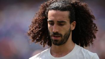 Cucurella vuelve a conquistar a todos hablando, entre lágrimas, de su hijo con TEA