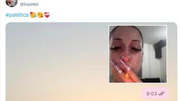 Le manda este 'sticker' a su padre por WhatsApp y lo que le responde da la vuelta al mundo