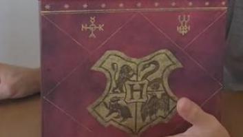 Se da cuenta después de 13 años que la caja que compró de Harry Potter tiene un cajón oculto