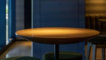 Se quedan a cuadros por lo que les ha hecho la camarera de la cafetería del tanatorio: para reflexionar