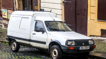 Pedro Bastida, inspector de ITV, sobre el vehículo indestructible: "Es una furgoneta demasiado simple pero a la vez muy robusta"