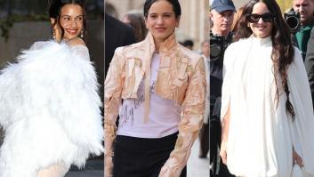 De la chaqueta torera al impactante tocado negro: la semana grande de 'looks' de Rosalía en París
