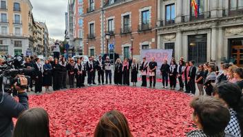 Miles de amapolas frente al Ministerio de exteriores para exigir el fin del genocidio en Gaza