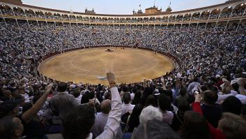 Los toros seguirán siendo patrimonio cultural gracias a la abstención del PSOE (y de Ábalos)