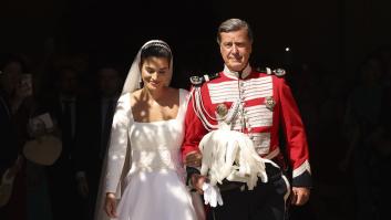 El tremendo "disgusto" de Cayetano Martínez de Irujo y Bárbara Mirjan por lo que se ha dicho del reportaje de su boda: exigen rectificación o tomarán medidas