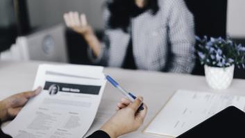 Tres reclutadoras cuentan las peores cosas que han visto en entrevistas de trabajo: la gente es increíble