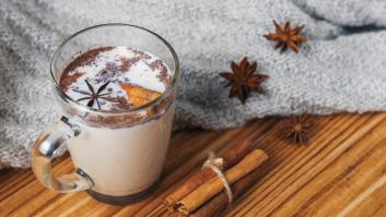 Una española que ha vivido en la India enseña cómo preparar "el auténtico té chai"