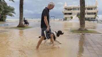 Las fuertes lluvias por la DANA Alice obligan a enviar una alerta a los móviles en Formentera e Ibiza