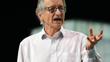 Geoffrey Hinton, padrino de la IA, sobre el futuro laboral: "Si estás pensando en qué carrera seguir, hazte fontanero"