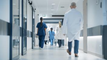 Un año esperando la colonoscopia en la sanidad andaluza: "Si me la hubieran hecho antes..."