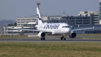 Un hombre quiere viajar de Helsinki a Málaga y las 60 horas de retraso de la aerolínea le dejan sin golf y sin alojamiento