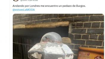 La pegatina que se ha encontrado en un pivote de Londres traslada a muchos inmediatamente a España