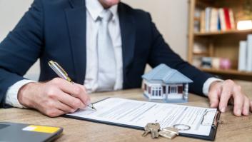 Sus padres les hacen un regalo y 12 años después descubre que le debe a su hermano 50.000 euros gracias a ese gesto