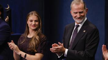 Se ve claramente la reacción de Feliciano López cuando Leonor habla sobre las hermanas durante su discurso
