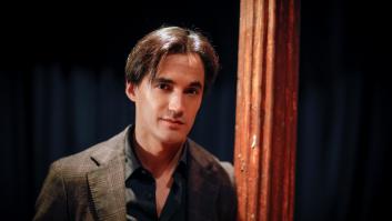 Javier Pérez Campos: "El monstruo más peligroso es el que se parece a nosotros, se camufla como alguien ejemplar del que nadie sospecharía y actúa con impunidad"