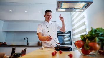 Los chefs expertos señalan con coordinación absoluta los dos ingredientes que arruinarán tu salsa de tomate