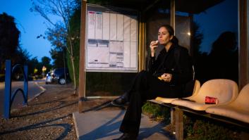 Un conductor de bus explica por qué a veces pasan de largo las paradas sin recogerte: "Lo notamos y da pena"