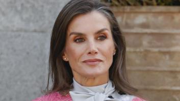 Letizia rescata el vestido más aplaudido de Pertegaz: tres actos, tres maneras de llevarlo