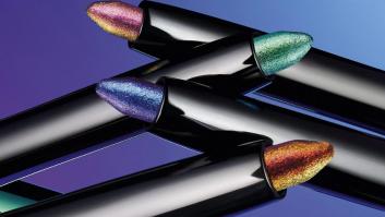 Los 'eyeliners' multicolor virales en TikTok que se agotan en horas y son perfectos para Navidad