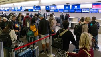 EE UU reducirá un 10% la actividad de 40 aeropuertos por el cierre del Gobierno, el más largo de su historia