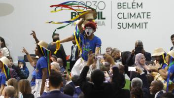 De la "neglicencia mortal" a "líderes rehenes del petróleo": los grandes titulares para 'calentar' la apertura de la COP30