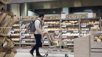 Le despiden por aprovechar su descanso para irse a comprar un panecillo para almorzar: "¿Es esto legal?"