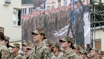 Las mujeres ucranianas se unen cada vez más al ejército para luchar contra Rusia: "Formo parte de este país y necesito ayudar"