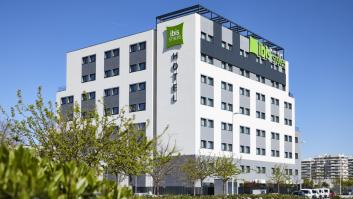 El hotel muy cerca del aeropuerto de Madrid que es ideal para los amantes de 'Alicia en el país de las maravillas'