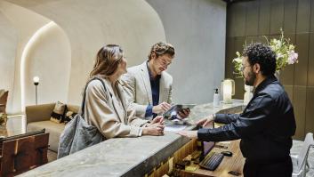 Un recepcionista de hotel revela las peticiones más raras de los huéspedes: el primero ya es de traca