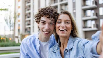 ¿De verdad da vergüenza tener novio?: tras el debate viral, el marketing aspiracional y la decepción amorosa