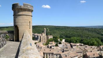 Una estadounidense se muda a un pueblo francés sólo porque ChatGPT se lo aconsejó: "Parece mágico"