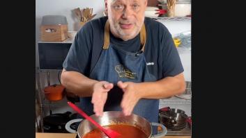 Un cocinero avisa de lo que se está haciendo mal con la salsa de tomate: "Tenemos una costumbre muy mala"