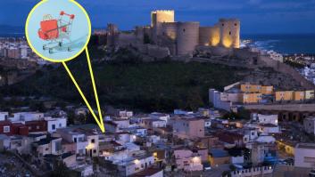 Los dueños del único súper de este pueblo de Almería se jubilan y 500 vecinos (y sus neveras) activan un plan urgente