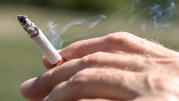 Exdirectores de la OMS piden el fin del prohibicionismo para acabar con el tabaquismo: defienden que podrían salvarse 100 millones de vidas hasta 2060