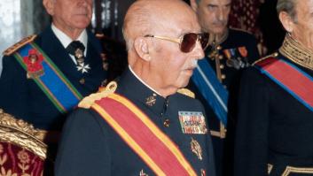 Arrasa al explicarle a los jóvenes cómo sería un día normal en España en una dictadura franquista