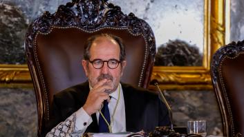El presidente de la Sala del Supremo que condenó a García Ortiz participó en un curso de una de las acusaciones: "Concluyo, que tengo que poner la sentencia al fiscal general"