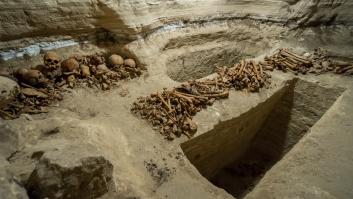 Estremecimiento de los arqueólogos al levantar la tapa de una tumba romana sellada durante 1.700 años