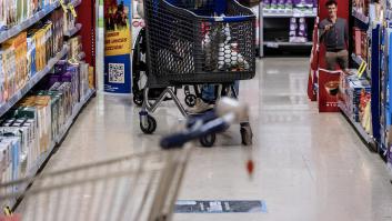Tres jóvenes dejan Irlanda para montar un supermercado en un pueblo de Palencia: "Queríamos cualquier lugar donde poder tener sol"